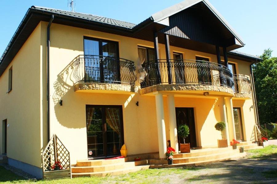 Sloneczny Dworek Holiday home